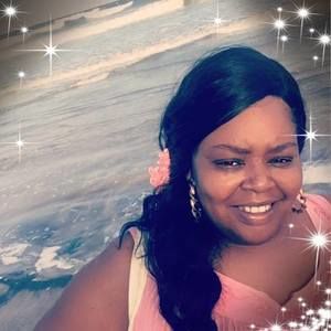 Meet your Posher, Dee